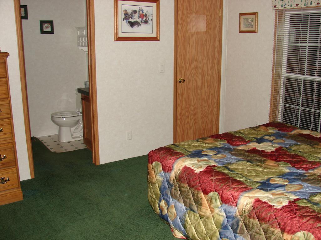 Stony Point Resort & Campground Cass Lake Oda fotoğraf